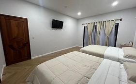 La Isla Bonita Residence